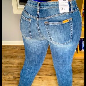 Joe's Jeans Women's Boyfriend Jeans in Blue